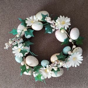 4/$16! Spring wreath speckled egg & daisies